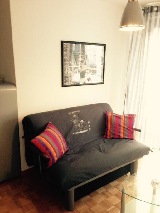 Schlafcouch im Wohnzimmer