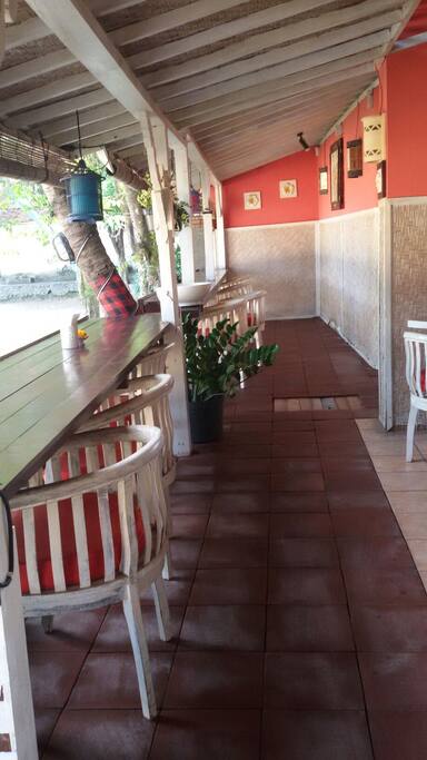 Restaurant for breakfast