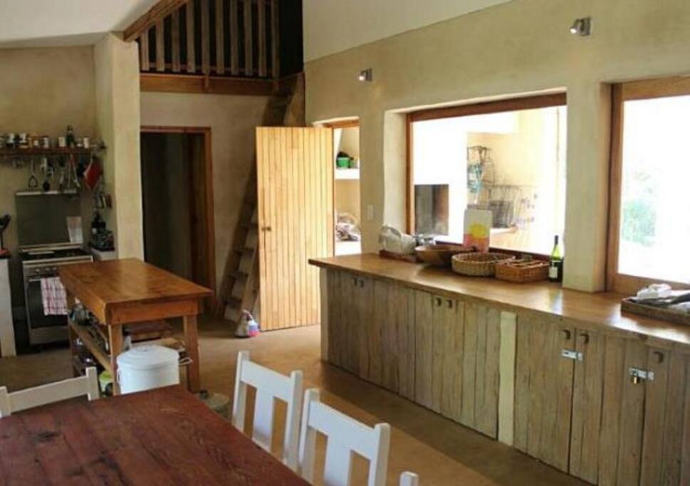 Open Plan Dining Room & Kitchen