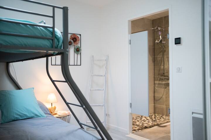 dormitorio 2 con ducha