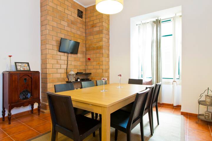 Family apartement in the city center! gallery image 5