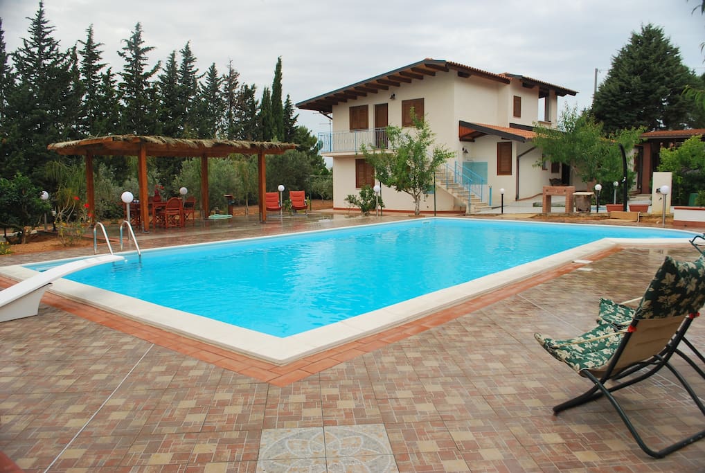 POOL m.12 x 6 SALT WATER, NO CHLORINE, safe, easy for children and enjoyable for adults. Private use for guests.