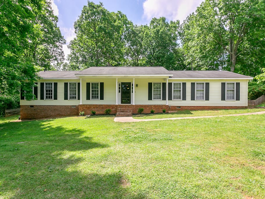 Travelers Rest Retreat Houses for Rent in Travelers Rest, South Carolina, United States