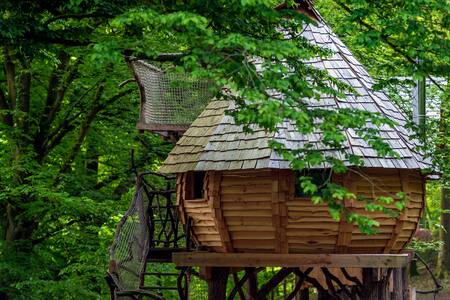 Cabane perchée Lalégende