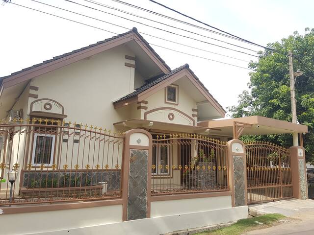 Airbnb Indramayu Vacation Rentals Places To Stay West Airbnb Indramayu Vacation Rentals Places To Stay West