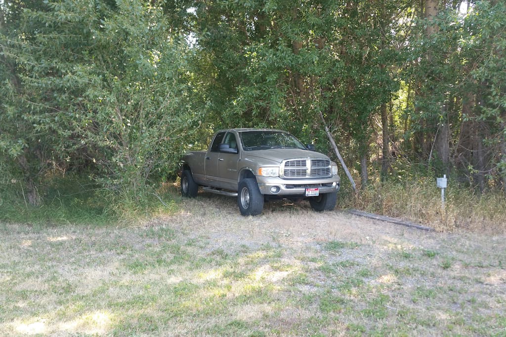 We've had a 35ft 5th wheel and a 30ft motorhome in this spot, gravel base.