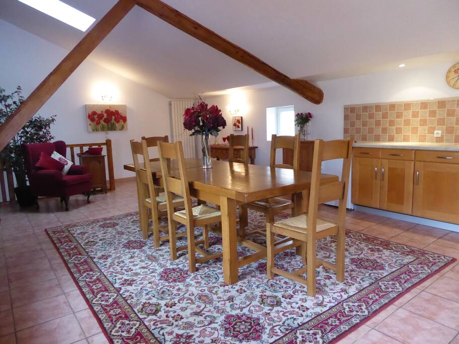 Kitchen/Dining room. Table easily seats 6 people.