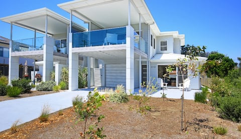 Ayada villa and Culburra Beach - Pet friendly!