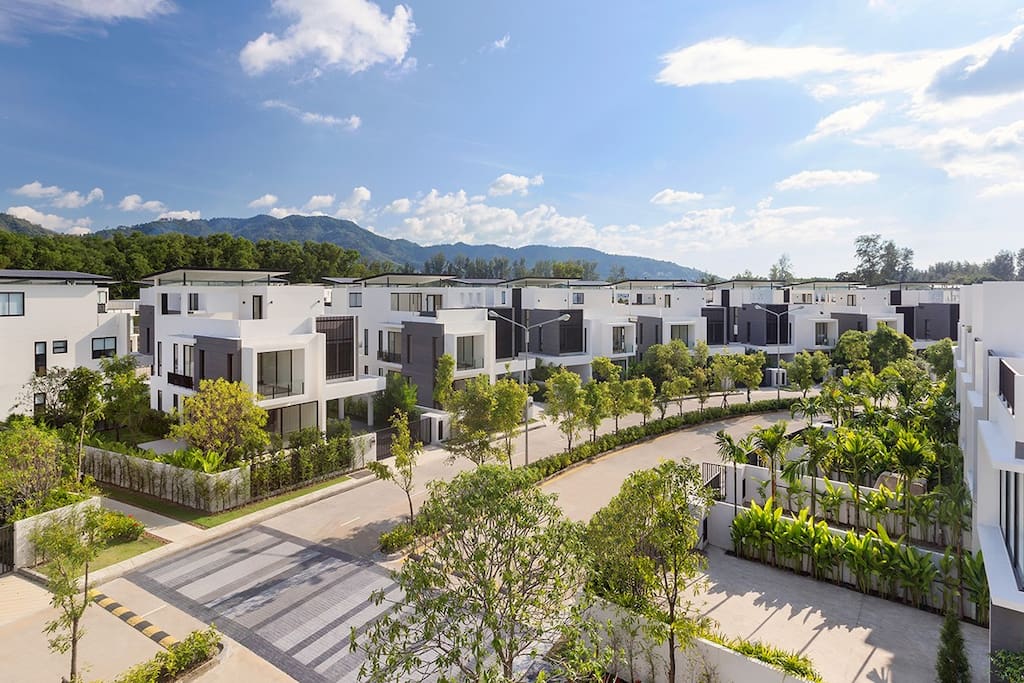Laguna Park Community