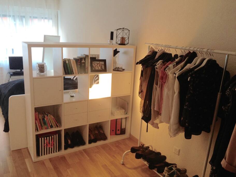 Entrance with hanging rail, which can be used.