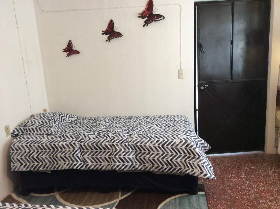 Puertas con cerraduras, buena seguridad