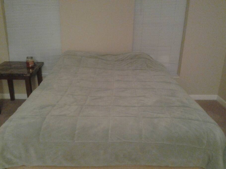 Queen size bed