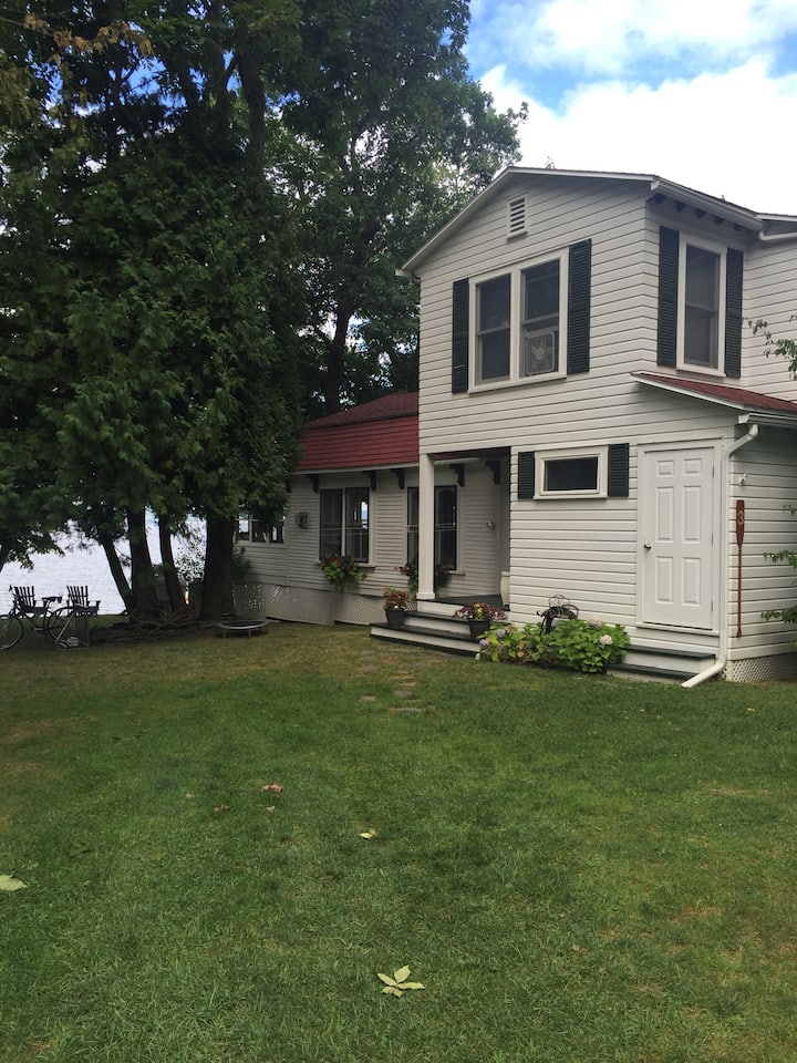 Lakefront, Burlington, VT, Starr Farm Beach wkly Cottages for Rent