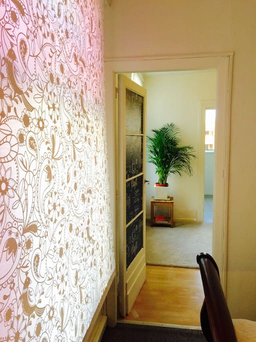 3 private rooms (bathroom, kitchen/sitting space and bedroom). 30m2 - all yours!