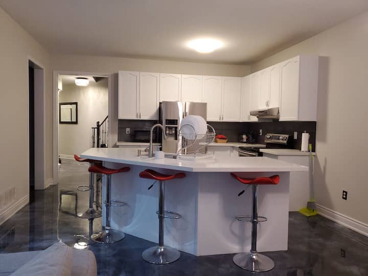 Top 10 ShortTerm Rentals In Brampton, Canada Updated 2024 Trip101