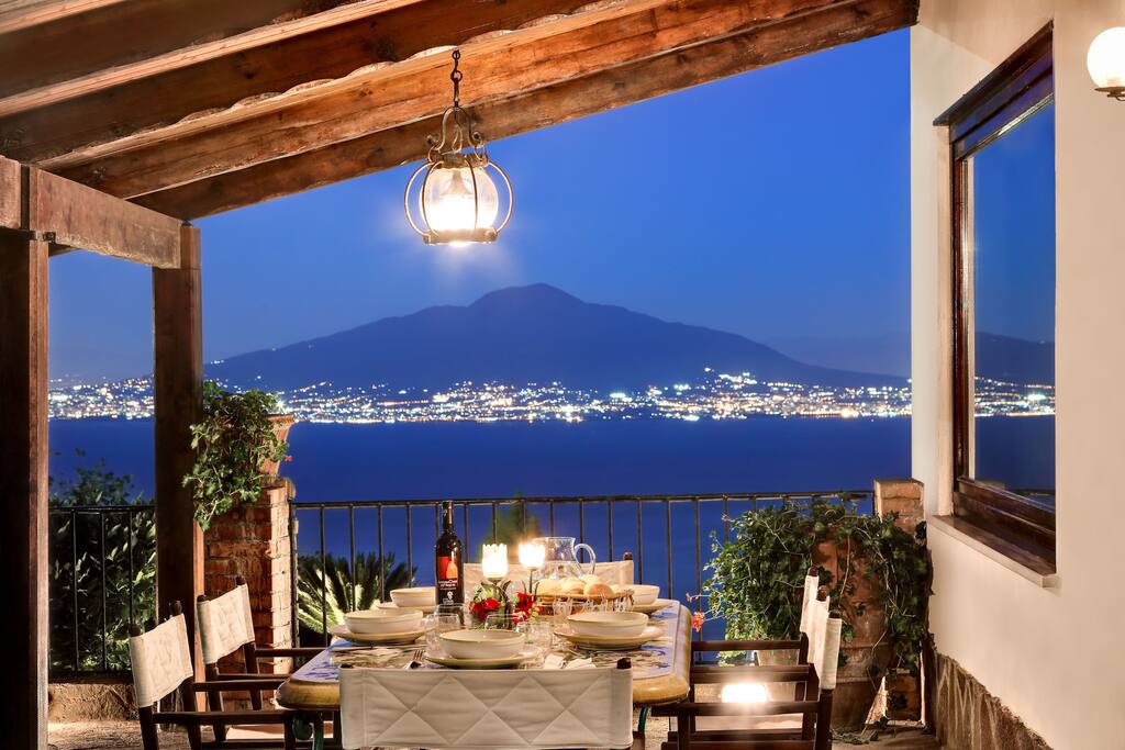 terrace with unforgettable dinner to organize
