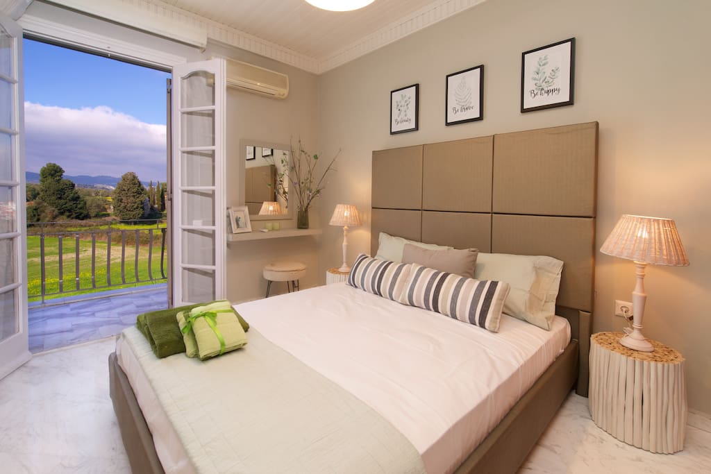 The double bedroom of the Light Suite | M house Suites