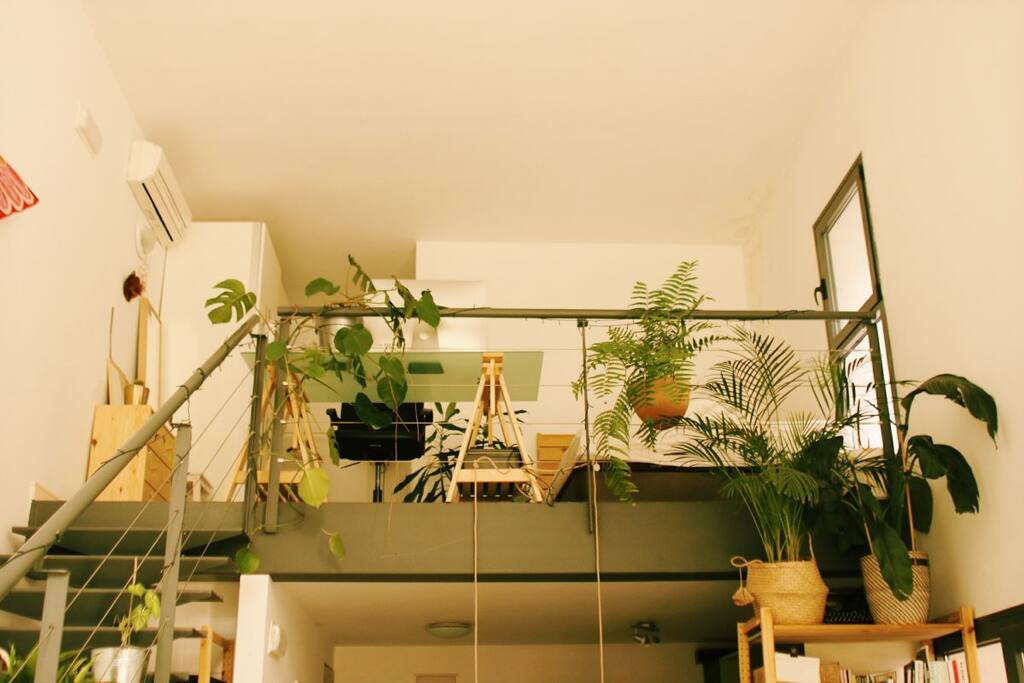 The upper floor