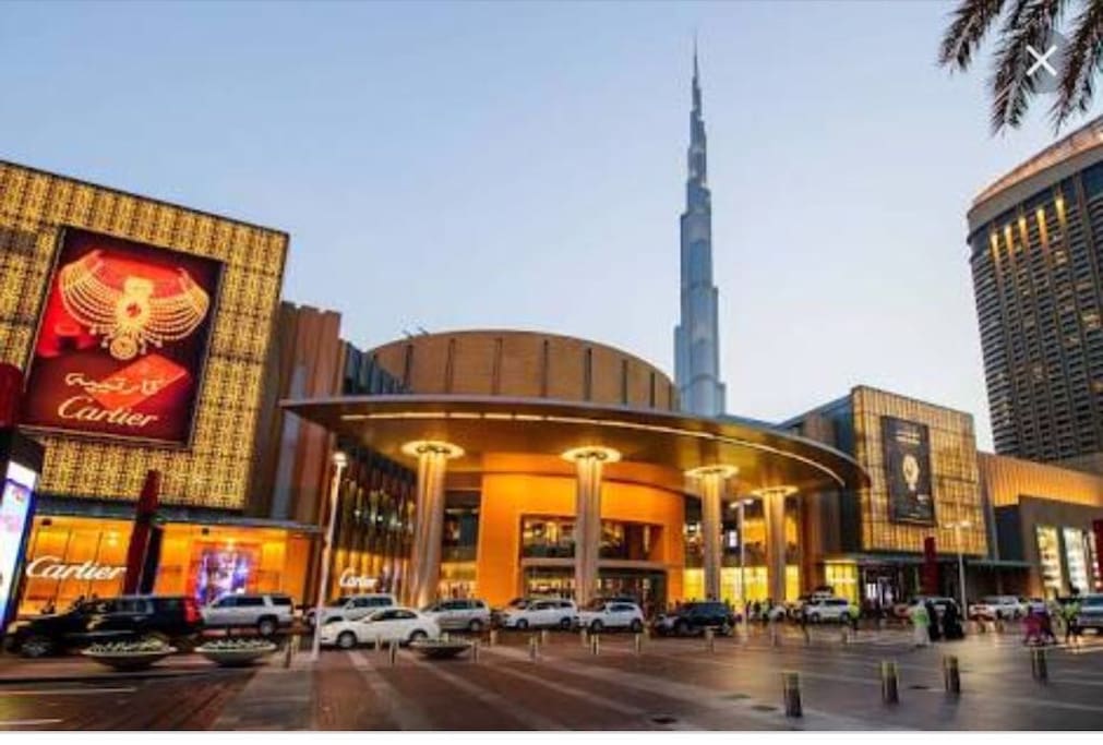 5 min walk to Dubai Mall
