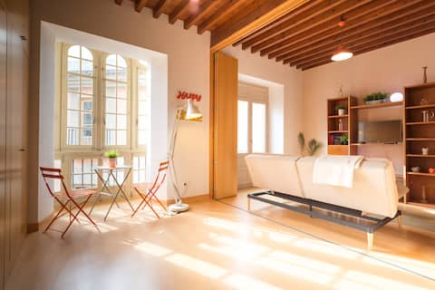 Top Airbnb: Two steps from everything. Historic Center in La Goleta