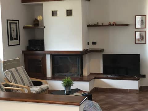 Apartment: Acero Rosso CIR: 017101CNI00011