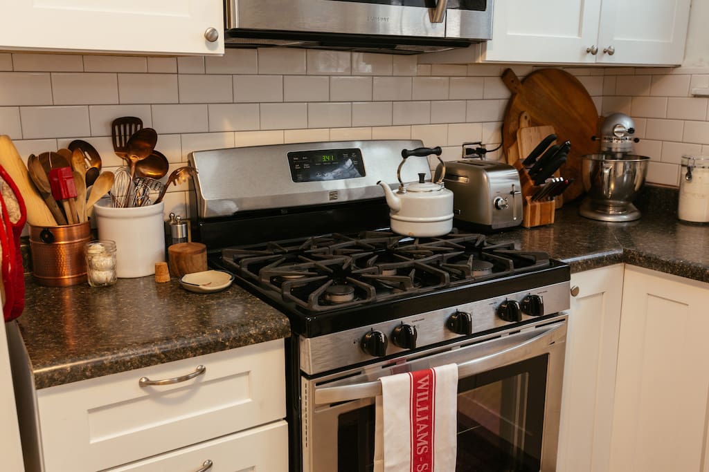 Fully equipped kitchen