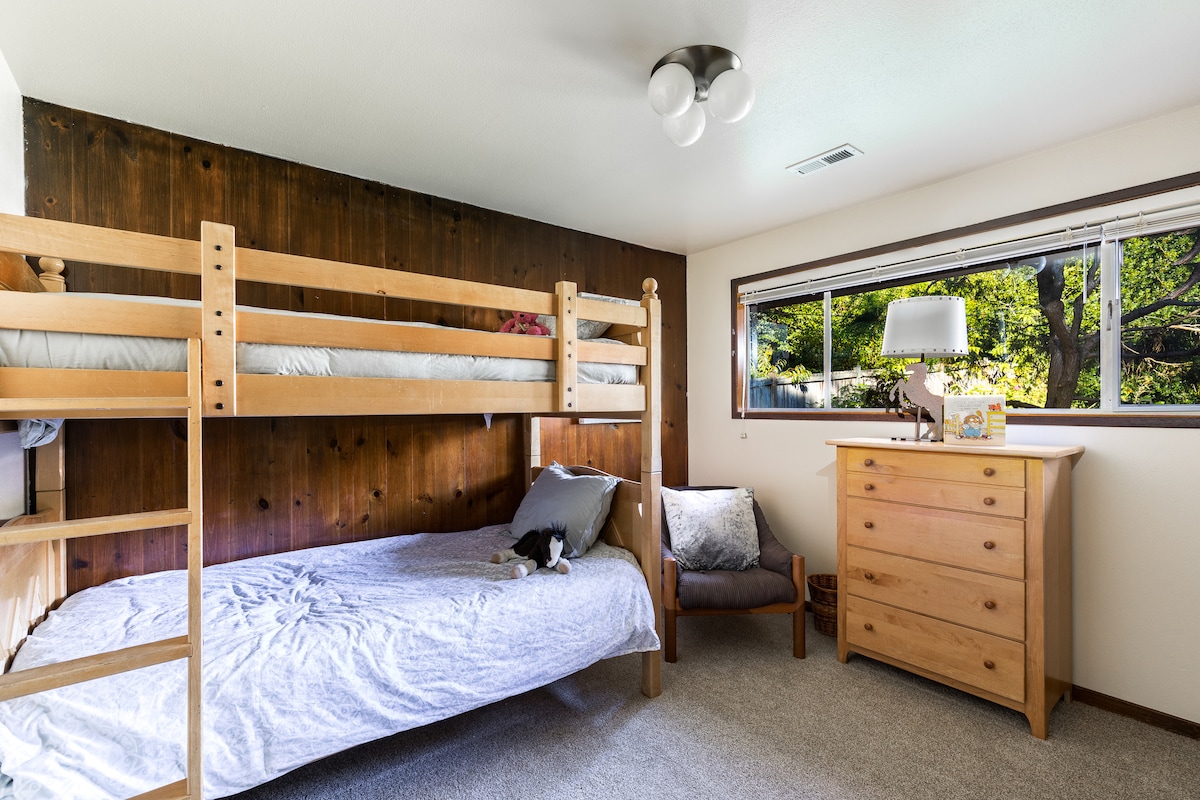 Next bedroom to the left is twin bunk beds.