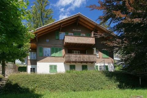 Adelboden, bright apartment with charm and views!