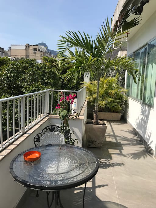 Terrace with Corcovado view