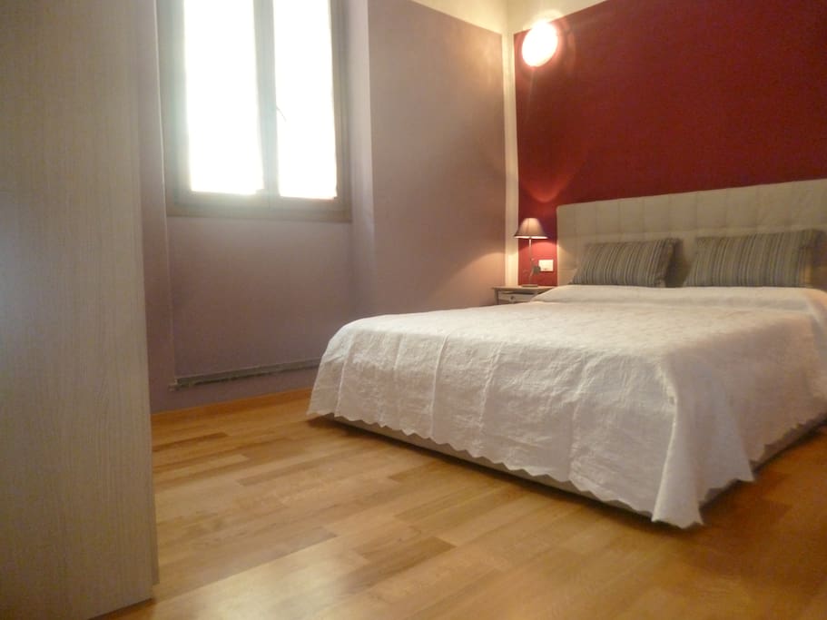 camera matrimoniale - room with double bed