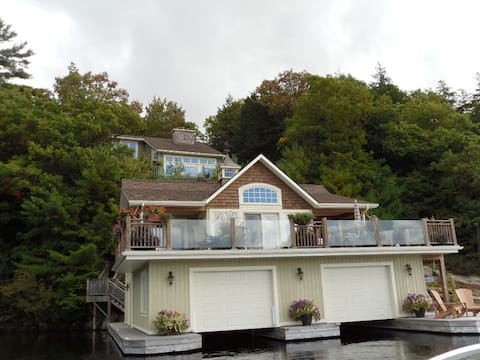 Luxury Boathouse on Lake Muskoka