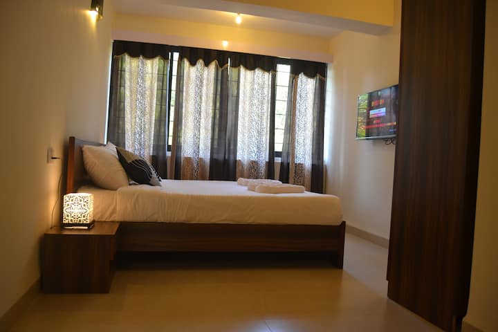 Bedroom 3 with toilet ensuite