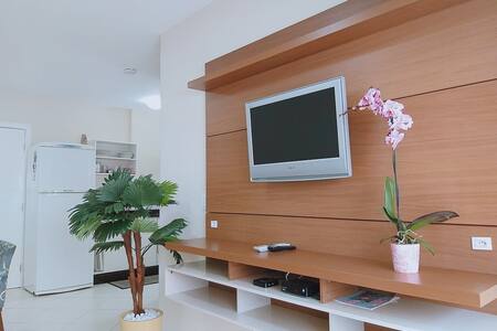 APARTAMENTO EM BOMBINHAS