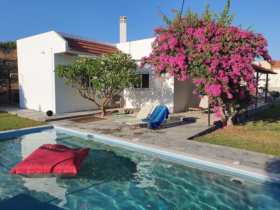Villa Frangipani with large private pool, Rhodes — photo 1