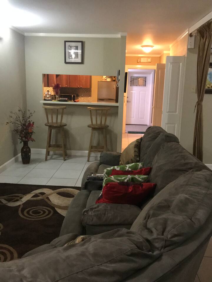 Suite 205 - by JamCan Vacation