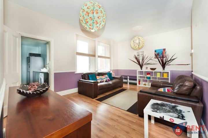 2 large Bedrooms and 1 small double in Gateshead