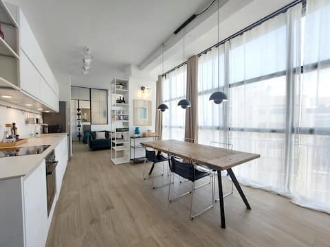 Successful Airbnb property: Bright, Quiet and Cozy Architect's flat in Bari