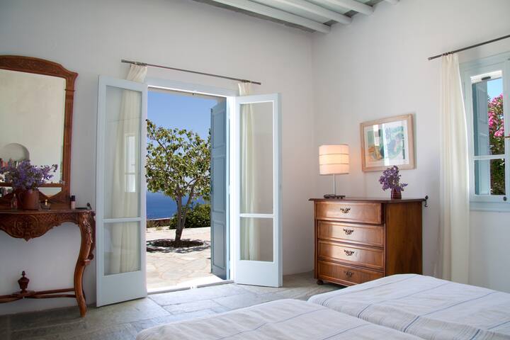 Beautiful and peaceful Villa Alexia, Sifnos island gallery image 3