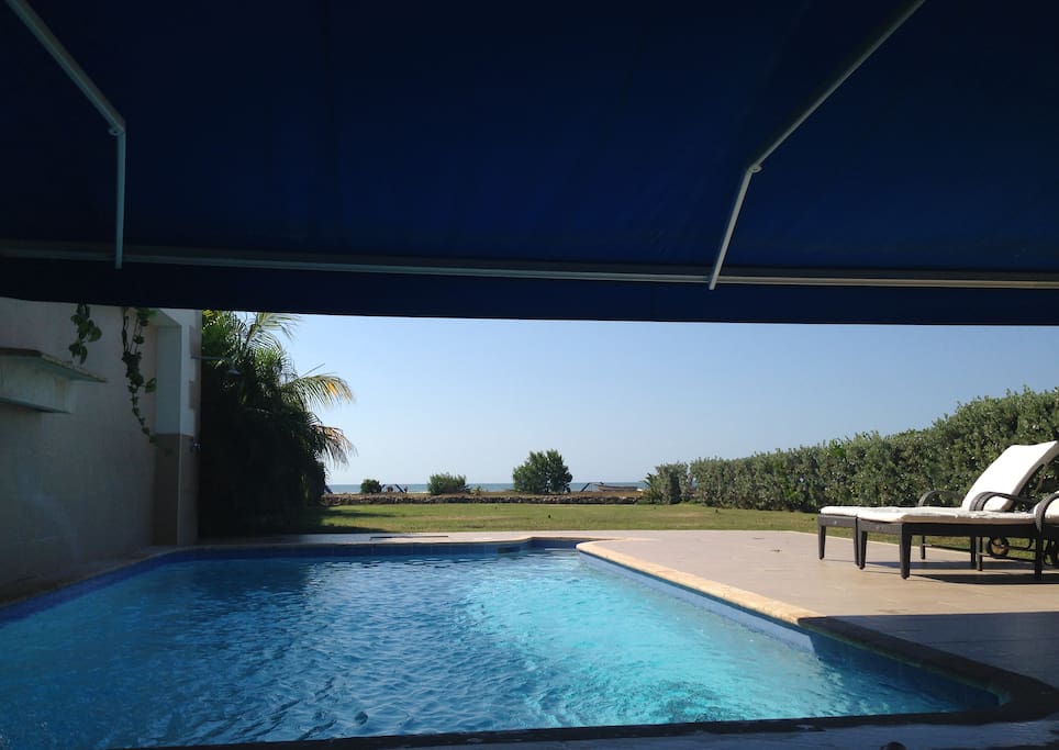 Pool/ Piscina