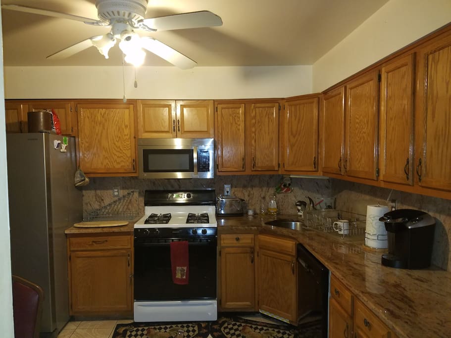 Full Kitchen