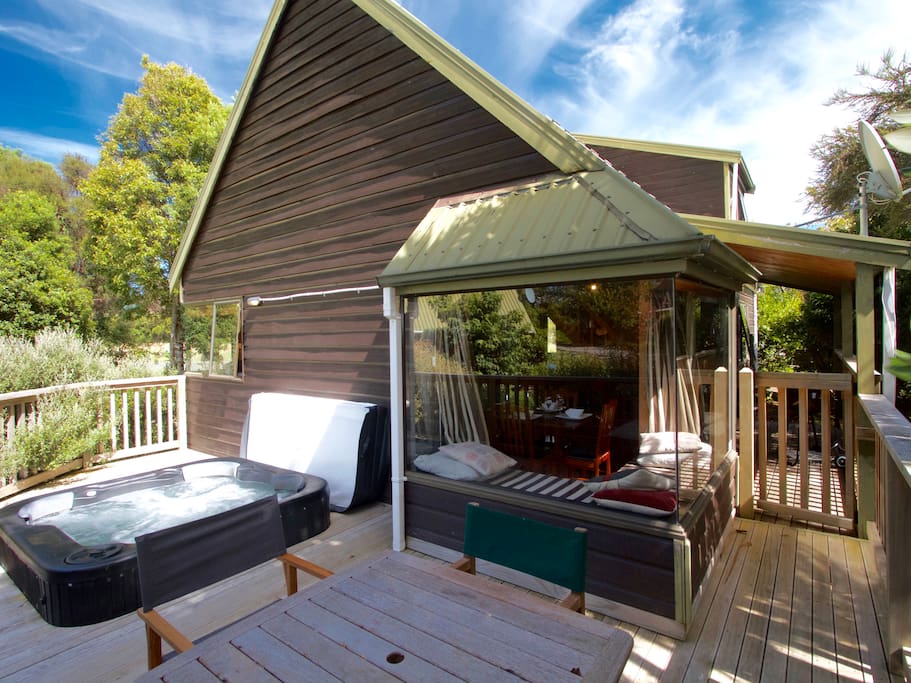 Outdoor Area & Spa