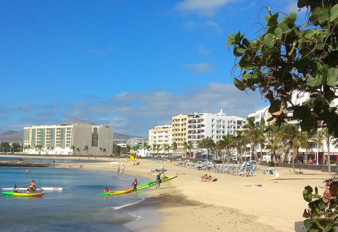 Downtown by the sea