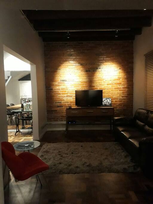 Sala s TV