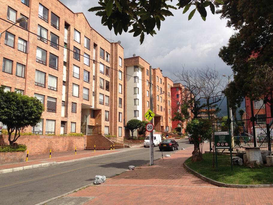 Grandes parque en la zona