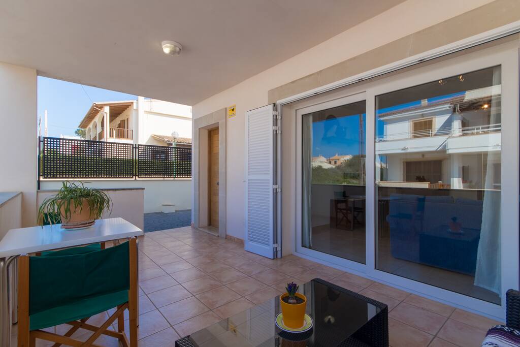 Large furnished terrace