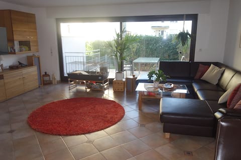 Double room in private house near Frankfurt