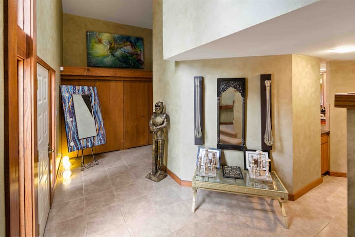 Welcome , Main Entry .  