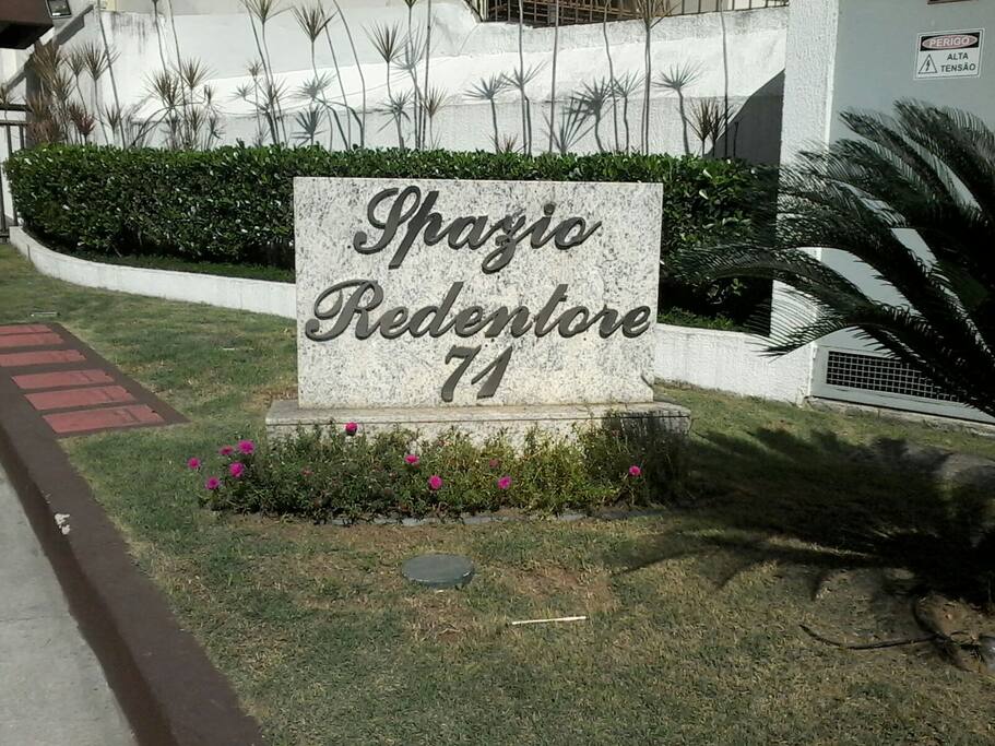 Frente do condominio