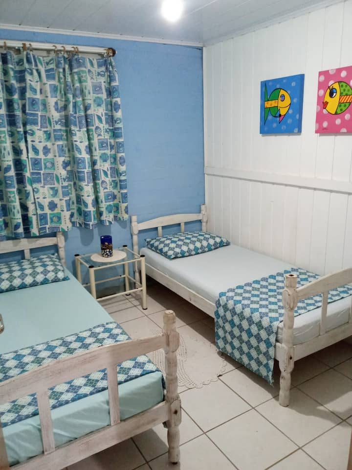 חדר שינה 2 מיטות