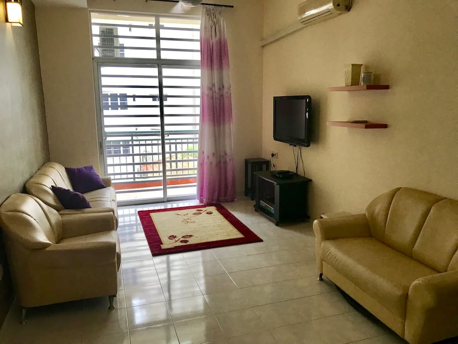 Living area with aircond